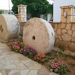Kazarma At Village Apartment Klismata