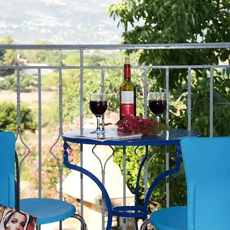 Apartament Kazarma At Village Klísmata