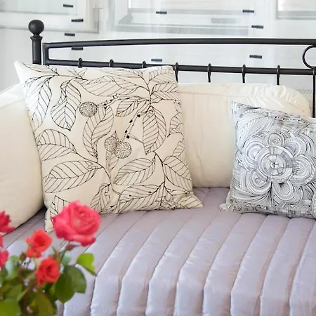 Kazarma At Village Lägenhet Klísmata